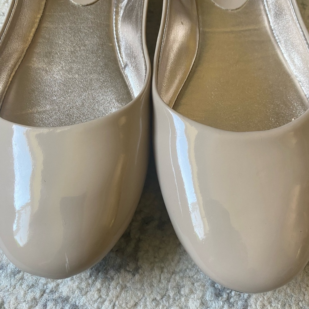 Steve Madden Women's Nude Flats - Picture 5 of 9